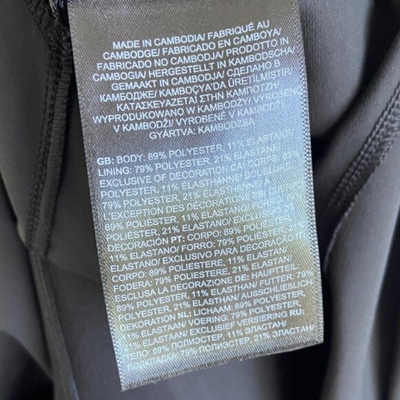 NWT The North Face Black Arque Hike Dress - Picture 10 of 15